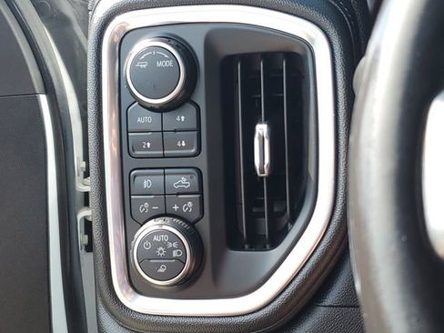 Used 2020 Chevrolet Silverado 1500 LTZ w/ LTZ Convenience Package AWD/4WD image 22