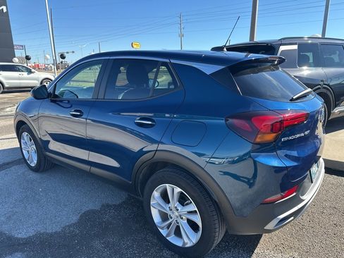 Used 2021 Buick Encore GX Preferred w/ Cold Weather Comfort Package image 3