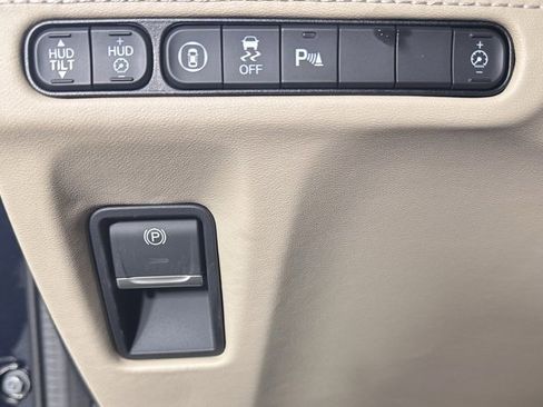 Certified 2025 Acura MDX w/ Advance Package image 15