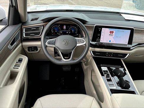 New 2026 Volkswagen Atlas SEL image 19