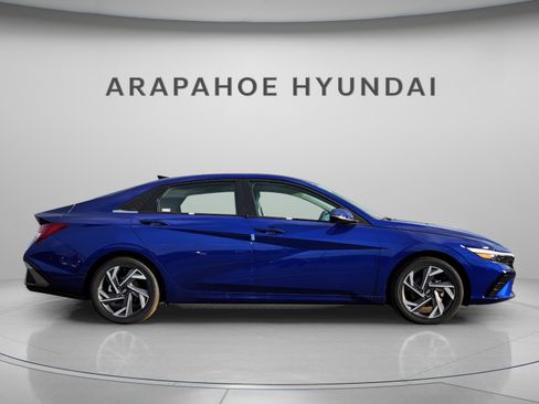 New 2026 Hyundai Elantra Limited FWD image 6