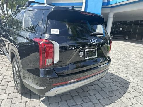 Used 2024 Hyundai Palisade SEL FWD image 12