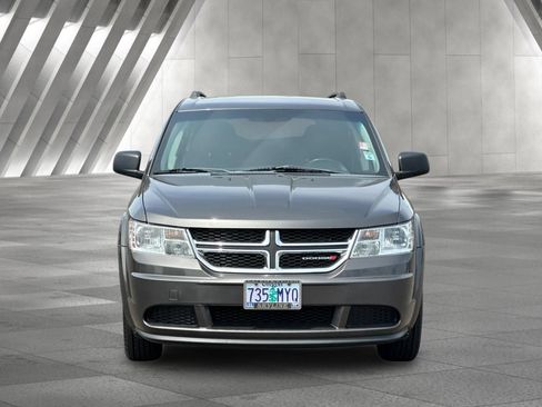 Used 2017 Dodge Journey SE w/ Flexible Seating Group FWD image 9