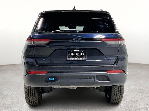 Used 2024 Jeep Grand Cherokee Trailhawk image 6