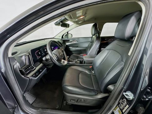 Used 2023 Kia Sportage EX image 13