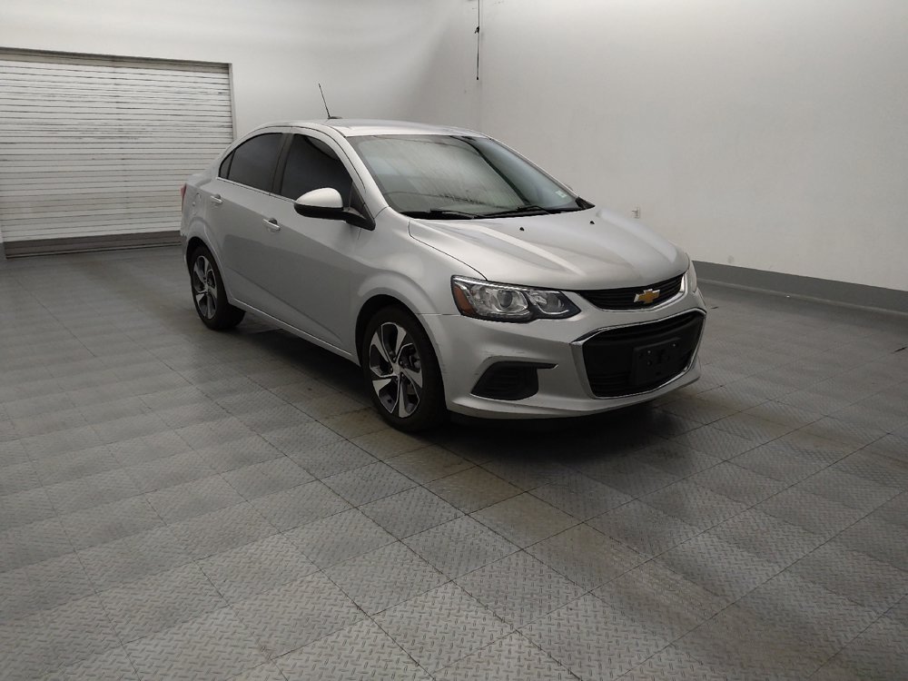 Used 2020 Chevrolet Sonic Premier FWD image 13