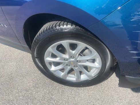 Used 2019 Chevrolet Equinox LT FWD image 17