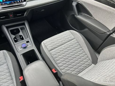 Certified 2026 Volkswagen Tiguan S FWD image 13