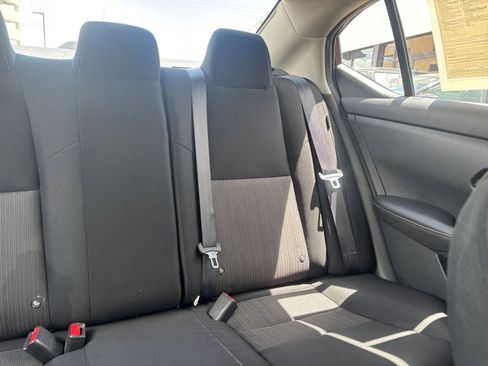 Used 2025 Nissan Sentra SV FWD image 35