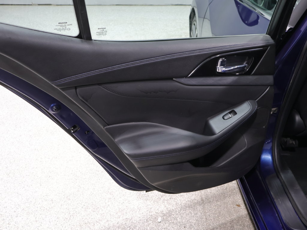 Used 2016 Nissan Maxima 3.5 S FWD image 18
