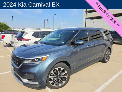 Used 2024 Kia Carnival EX