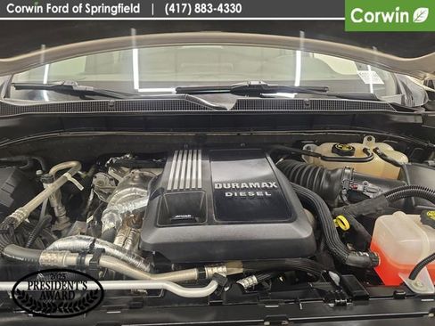 Used 2023 Chevrolet Suburban LT AWD/4WD image 37