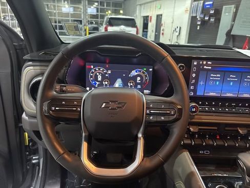 Used 2026 Chevrolet Colorado ZR2 AWD/4WD image 16