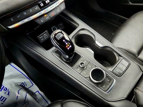 Used 2023 Cadillac XT4 Premium Luxury w/ Cold Weather Package AWD/4WD image 17