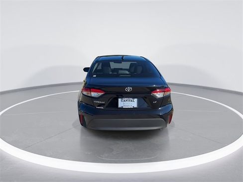 Used 2024 Toyota Corolla LE image 6