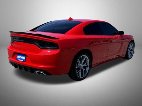 Used 2022 Dodge Charger SXT w/ Plus Group RWD image 5
