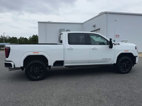 New 2026 GMC Sierra 2500 AT4 w/ AT4 Premium Plus Package image 9