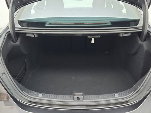 Used 2022 Mercedes-Benz E 350 Sedan image 31