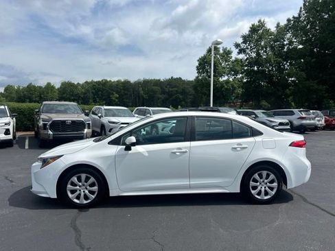 Used 2024 Toyota Corolla LE FWD image 10