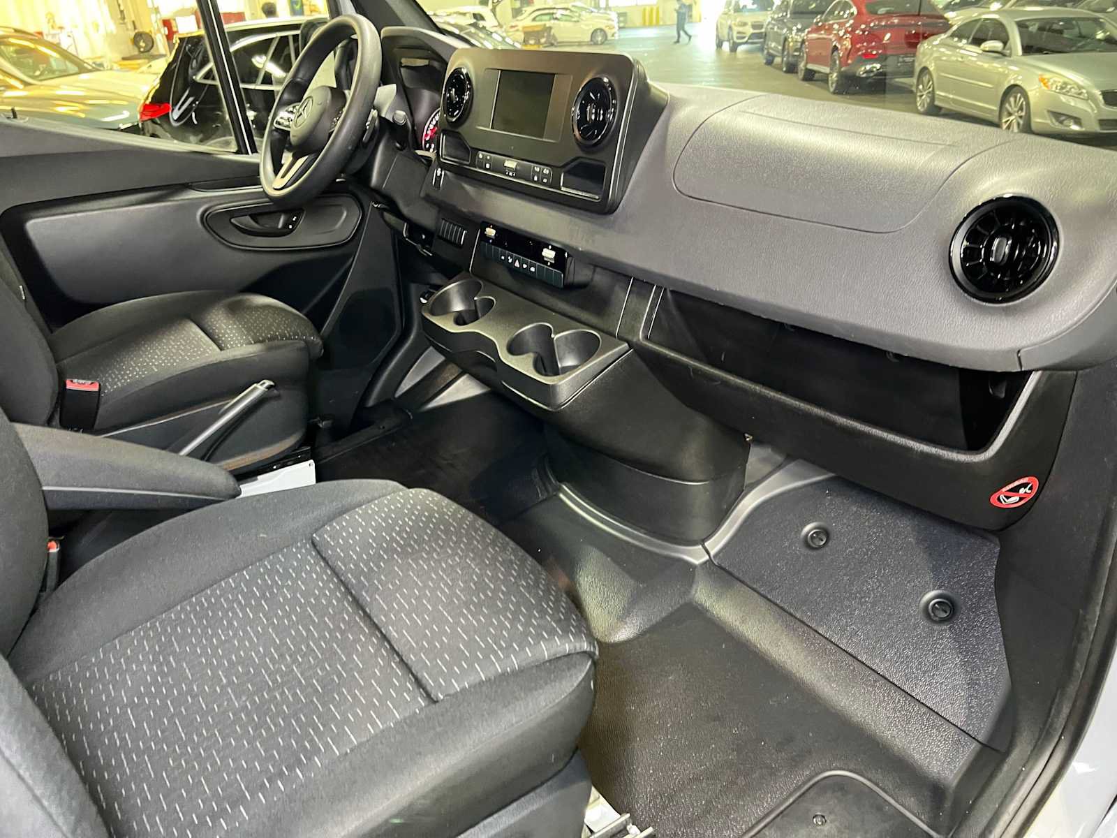 Used 2023 Mercedes-Benz Sprinter 2500 image 11