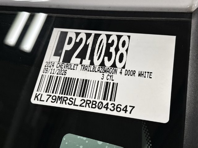 Used 2024 Chevrolet TrailBlazer LT w/ Convenience Package AWD/4WD image 30