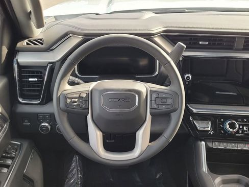 New 2026 GMC Sierra 2500 Denali w/ Denali Reserve Package image 8