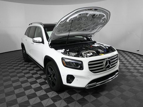 New 2026 Mercedes-Benz GLB 250 image 34