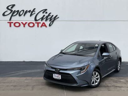 Used 2025 Toyota Corolla LE