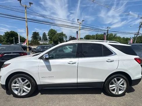 Used 2020 Chevrolet Equinox Premier AWD/4WD image 16