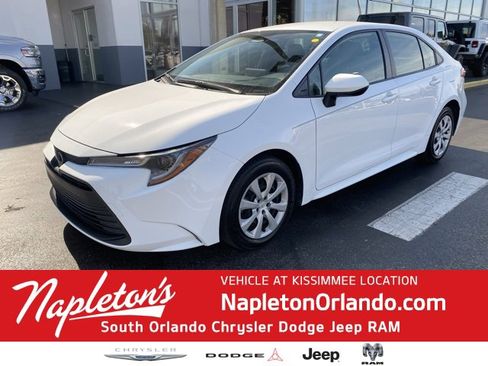 Used 2023 Toyota Corolla LE image 1