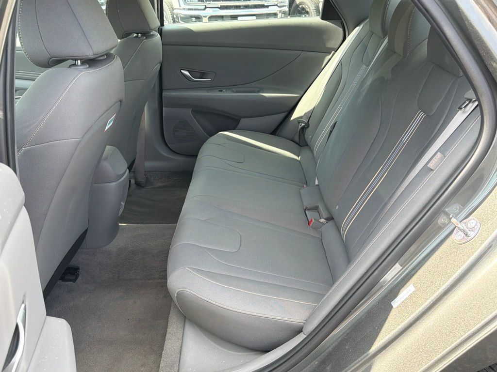 Used 2026 Hyundai Elantra Sport FWD image 19