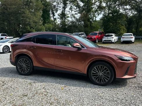 Used 2023 Lexus RX 350 AWD w/ Accessory Package image 7