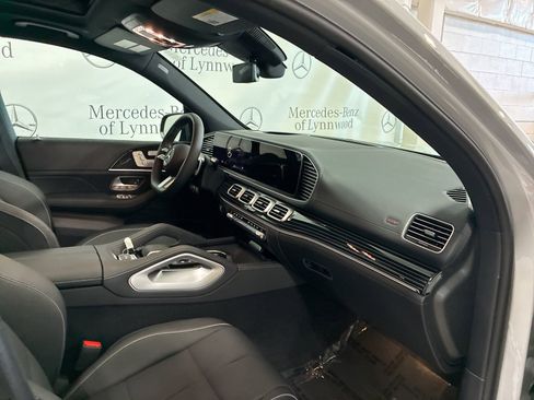 New 2025 Mercedes-Benz GLS 580 4MATIC image 20