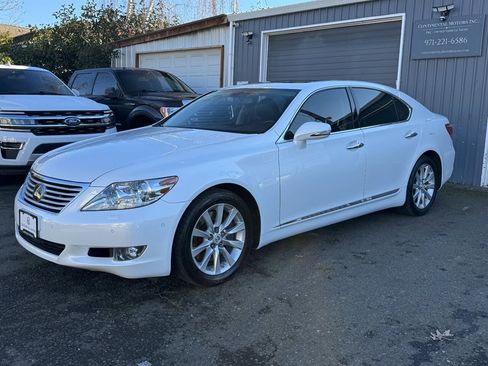 Used 2012 Lexus LS 460 AWD image 3