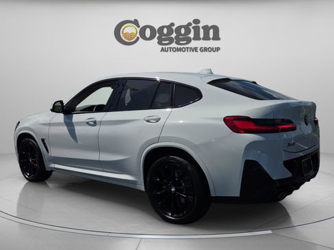Certified 2023 BMW X4 xDrive30i w/ M Sport Package AWD/4WD image 3