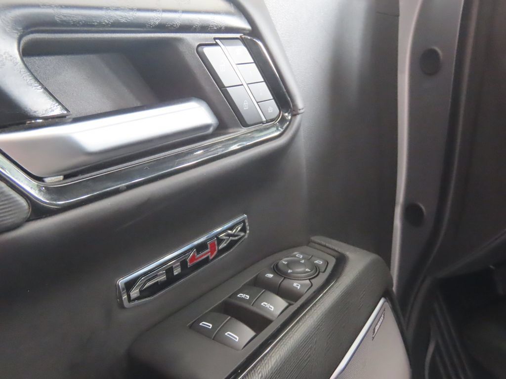 Used 2024 GMC Sierra 1500 AT4X AWD/4WD image 22