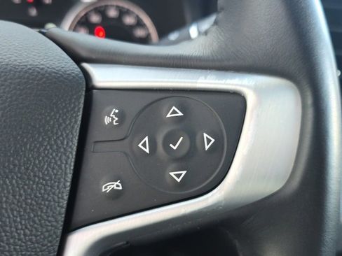 Used 2017 GMC Acadia SLT image 24