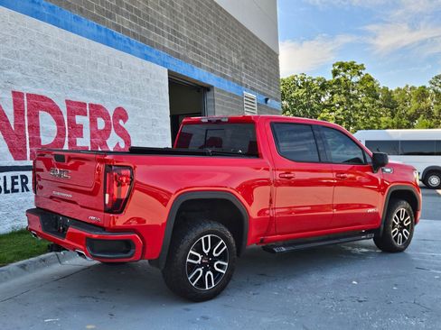 Used 2021 GMC Sierra 1500 AT4 w/ AT4 Value Package AWD/4WD image 7