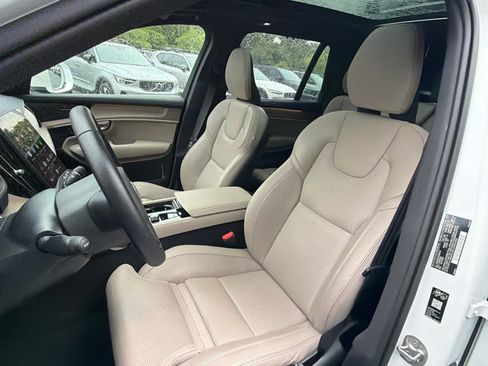 Used 2026 Volvo XC90 B6 Ultra AWD/4WD image 25