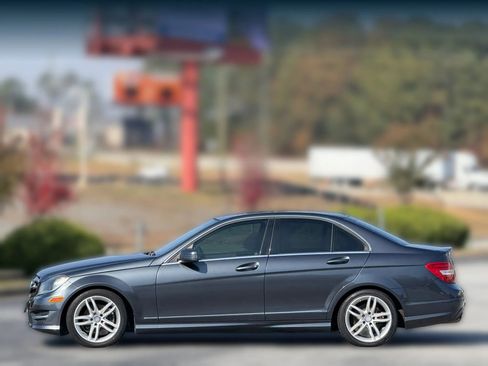Used 2014 Mercedes-Benz C 250 Sedan image 8