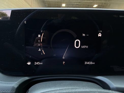 Used 2025 Buick Encore GX Preferred FWD image 36