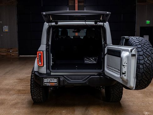 Used 2026 Ford Bronco Outer Banks image 9