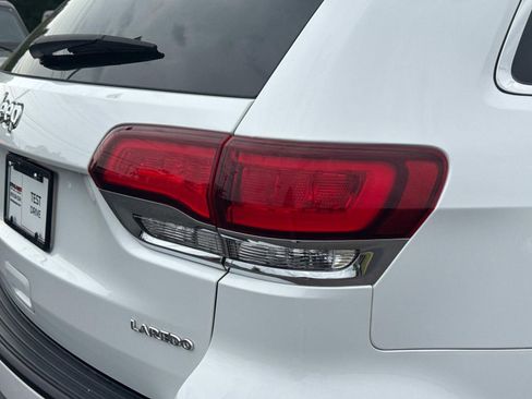 Used 2021 Jeep Grand Cherokee Laredo X RWD image 12