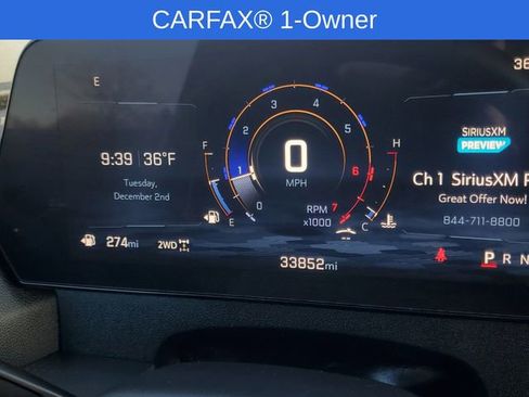 Used 2025 Chevrolet Traverse LT image 16