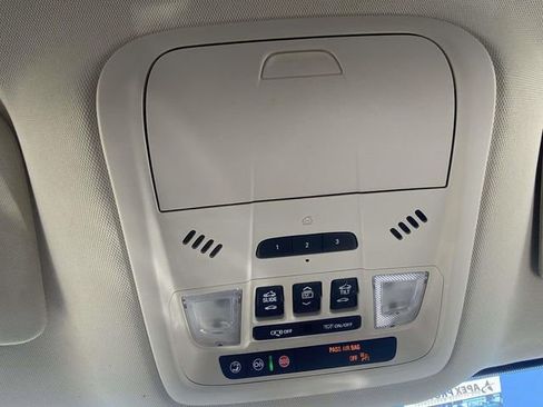 Certified 2024 Buick Enclave Avenir w/ Avenir Technology Package image 30