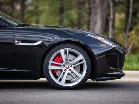 Used 2015 Jaguar F-TYPE S image 8