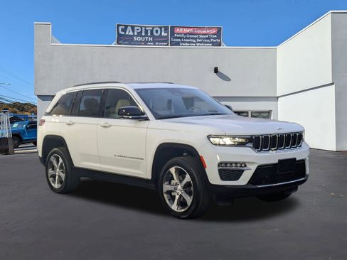 New 2025 Jeep Grand Cherokee Limited w/ Luxury Tech Group II AWD/4WD image 1