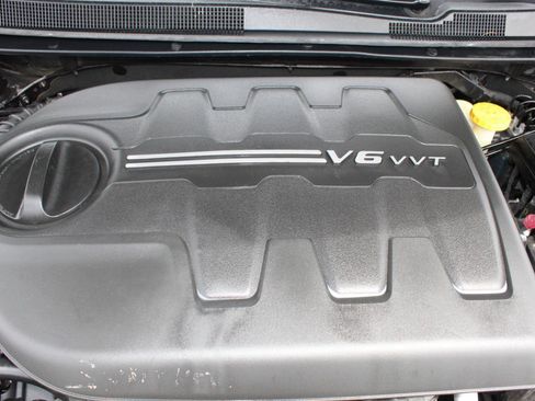 Used 2016 Chrysler 200 S AWD/4WD image 31