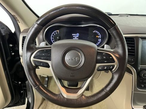 Used 2017 Jeep Grand Cherokee Overland w/ Jeep Active Safety Group image 12