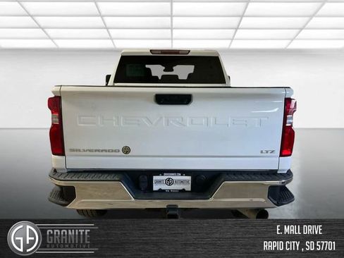 Used 2024 Chevrolet Silverado 2500 LTZ image 6